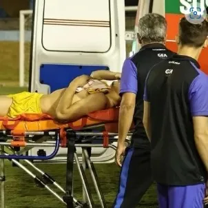 Após jogo em Goiás o Goleiro é baleado na perna por policial 