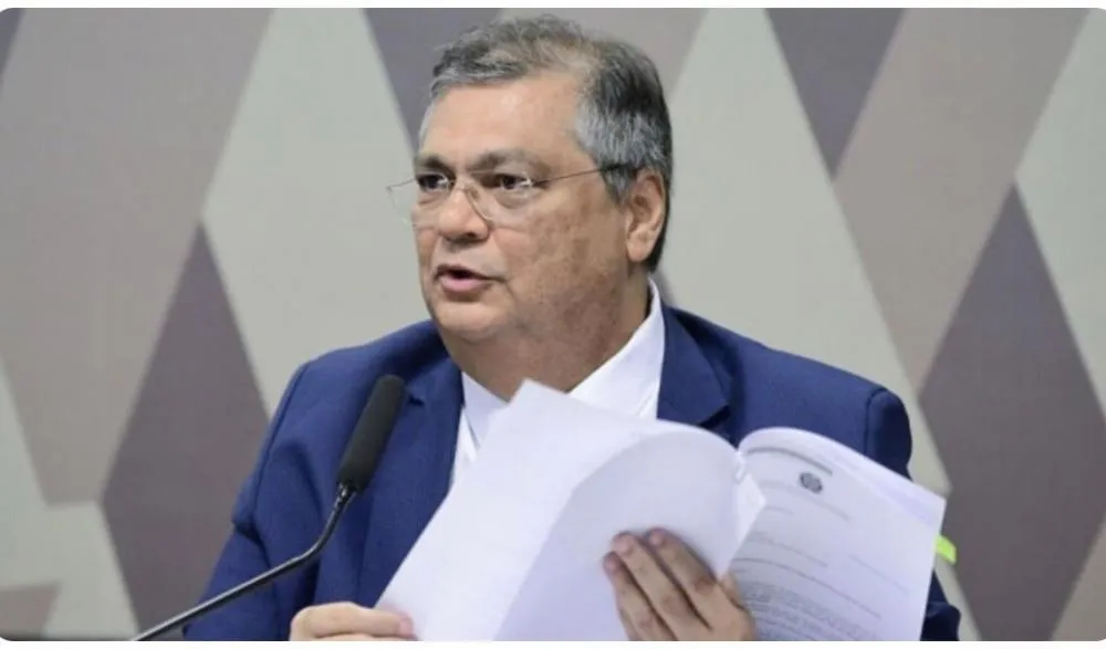 Ministro do STF Flávio Dino libera emenda Parlamentares