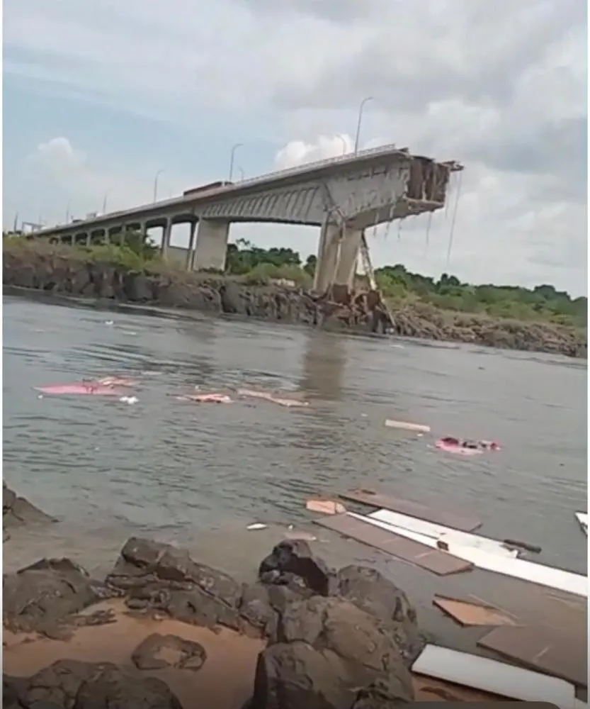 tragédia Ponte que liga Tocantins ao Maranhão desaba sobre rio tocantins