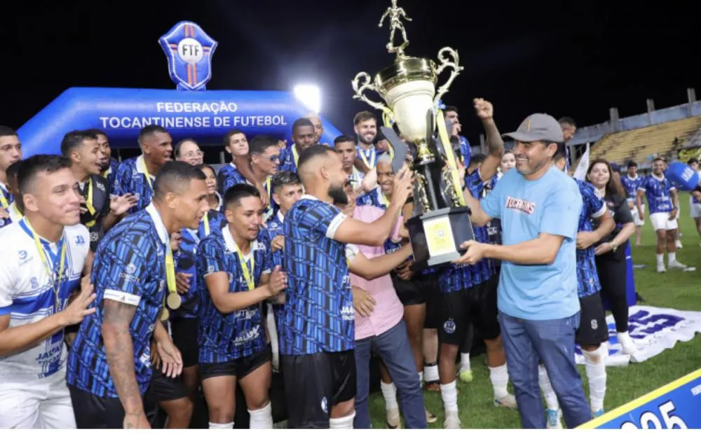 Em Araguaína, governador Wanderlei Barbosa prestigia decisão do Campeonato Tocantinense e destaca investimentos para o fortalecimento do futebol estadual 