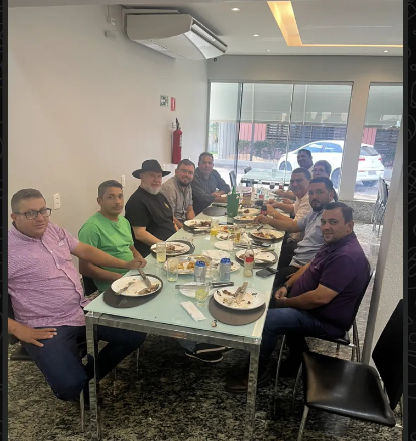 Ex-Governador Mauro Carlesse foi visto em almoço  com Vereadores mesma data que anuncia Pré-Candidatura a governador