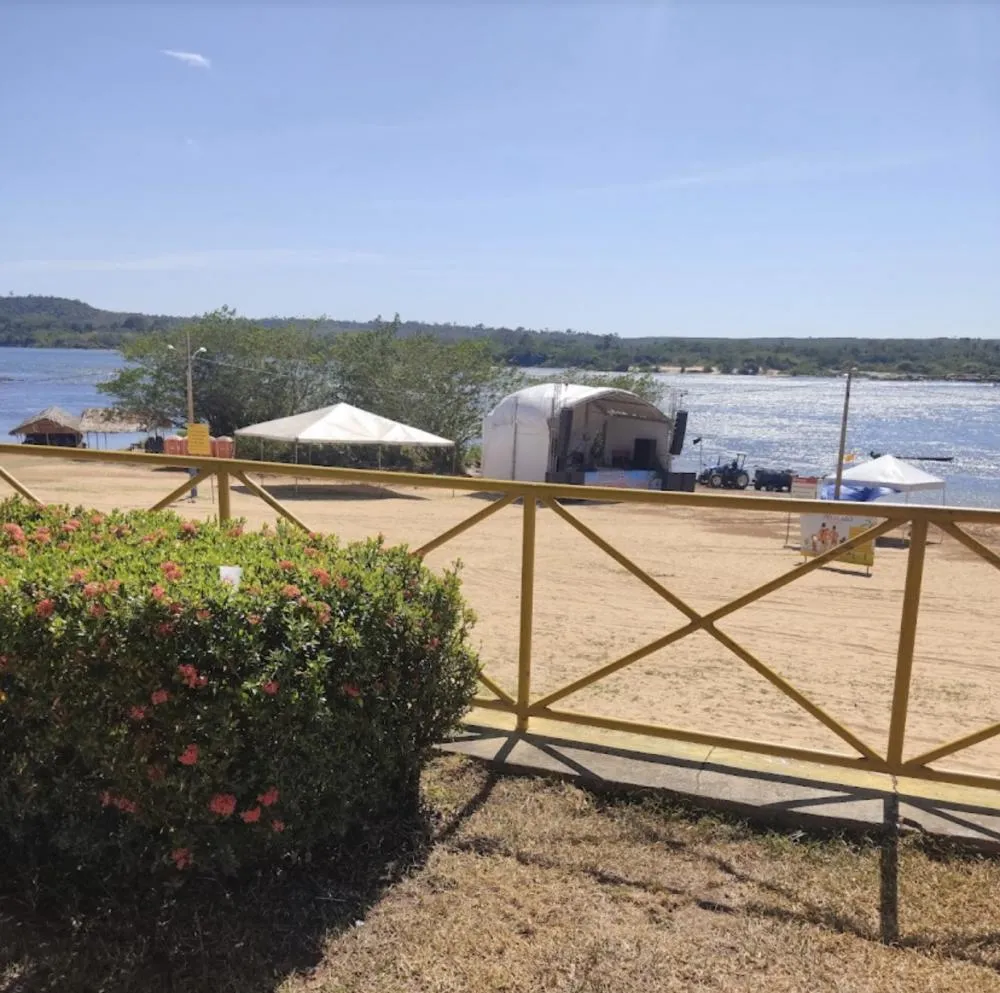 Inauguração da Praia Tio Claro. A atração principal será a Companhia do Calypso