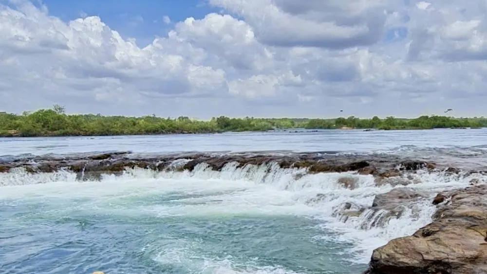 Itaguatins (TO): O Paraíso Escondido entre Ilhas, Cachoeiras e Praias de Areia Branca no Coração do Brasil