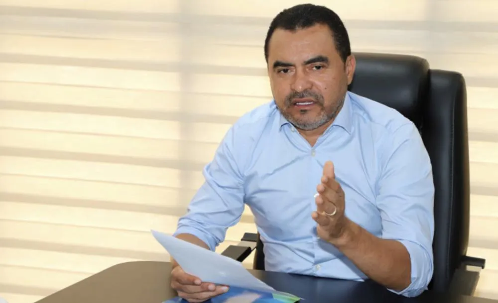 Governador Wanderlei Barbosa manda suspender reajuste de 9,37% na conta de água no Tocantins