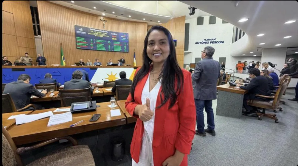 Proposta da deputada Vanda Monteiro é aprovada por unanimidade e amplia treinamento para professores, servidores e alunos da rede estadual