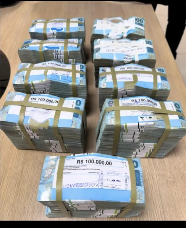 PF apreende cerca de R$ 900 mil com deputado estadual Nilton Franco em agência bancária de Palmas